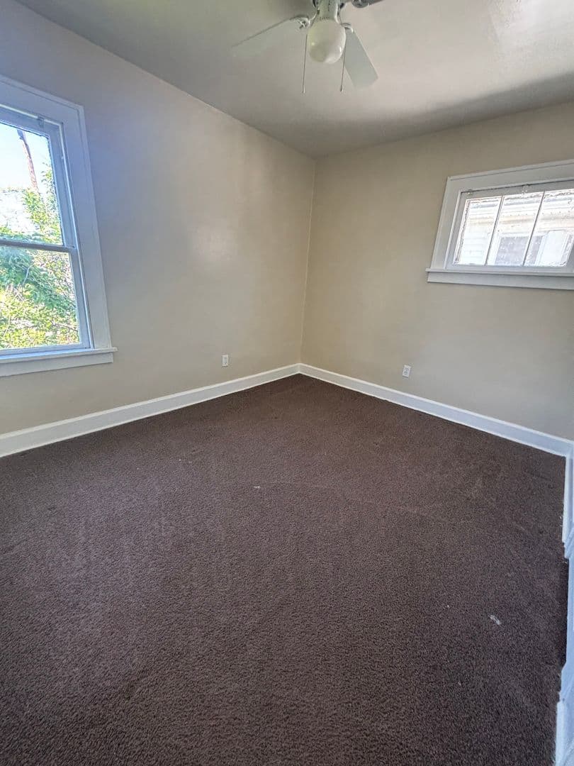 Cleveland House: 930 E 131st St
