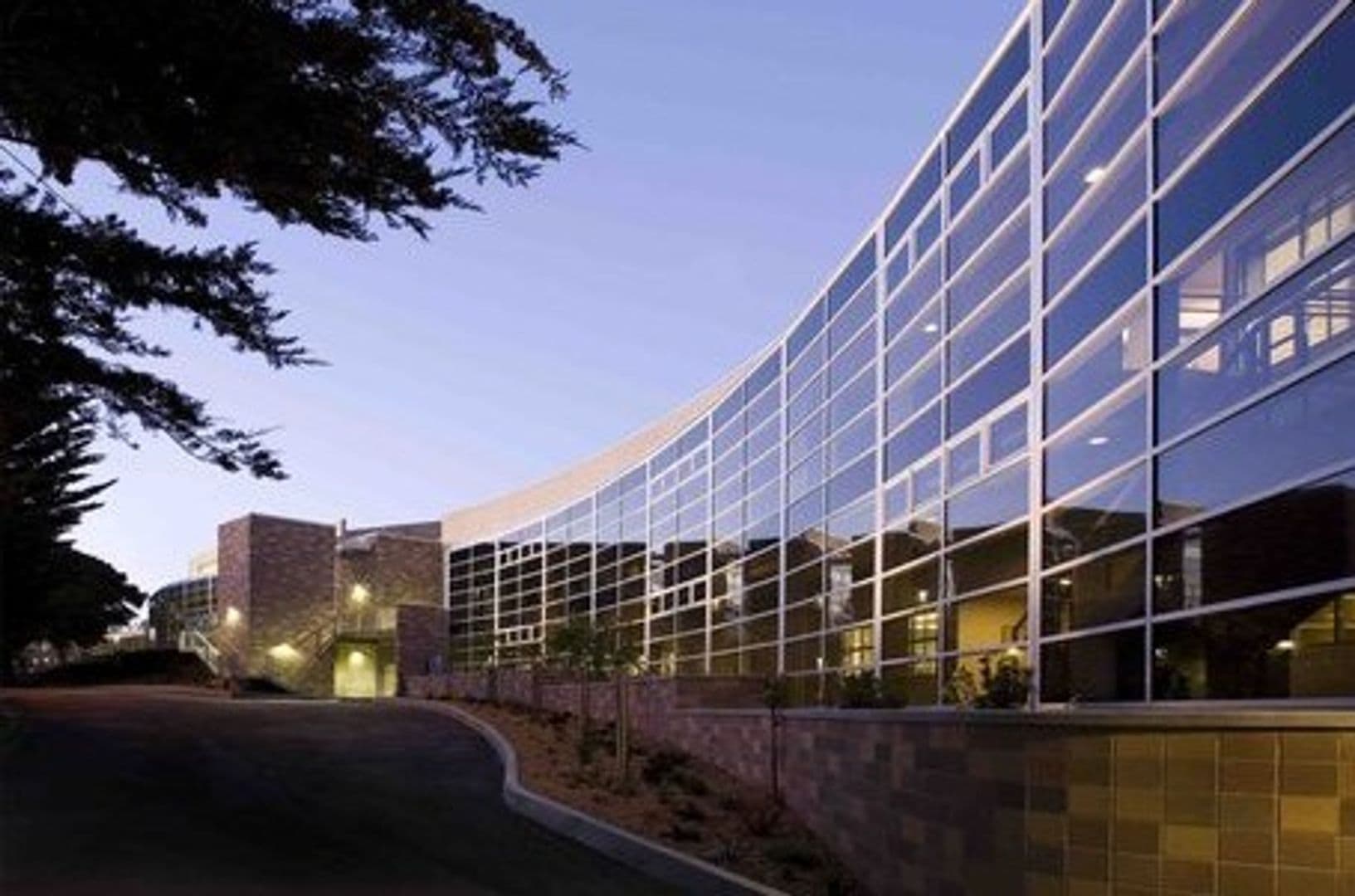 Belmont Apartment: 1240 Alameda De Las Pulgas
