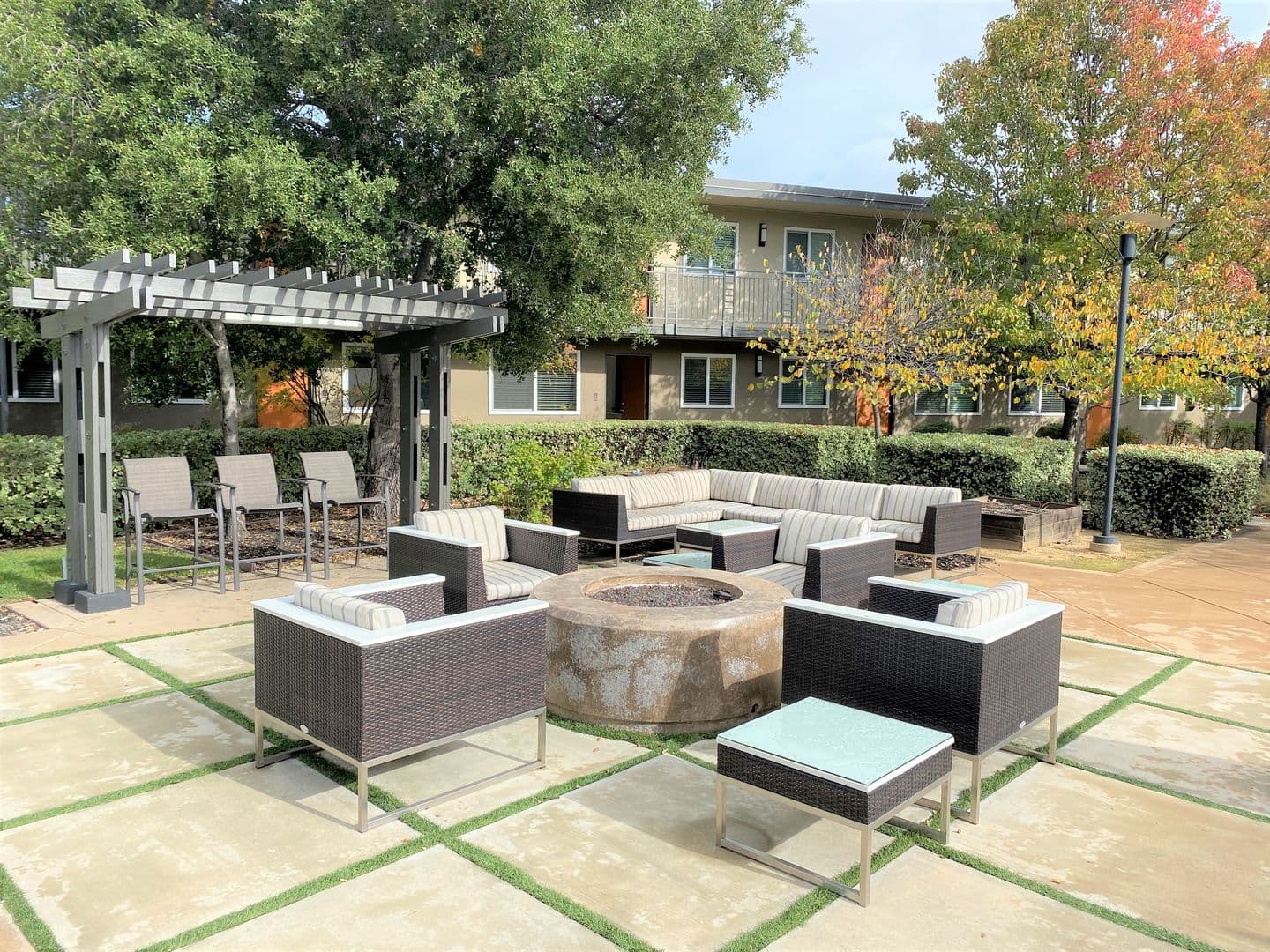 Walnut Creek Apartment: 1200 Alpine Road