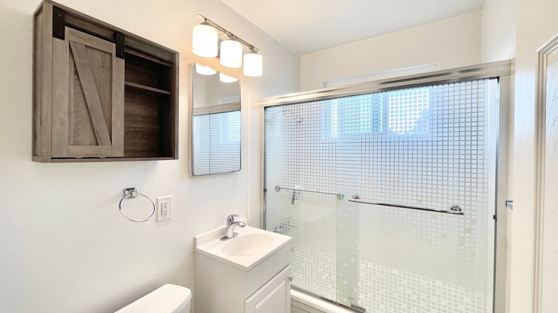 Walnut Creek Apartment: 1200 Alpine Road