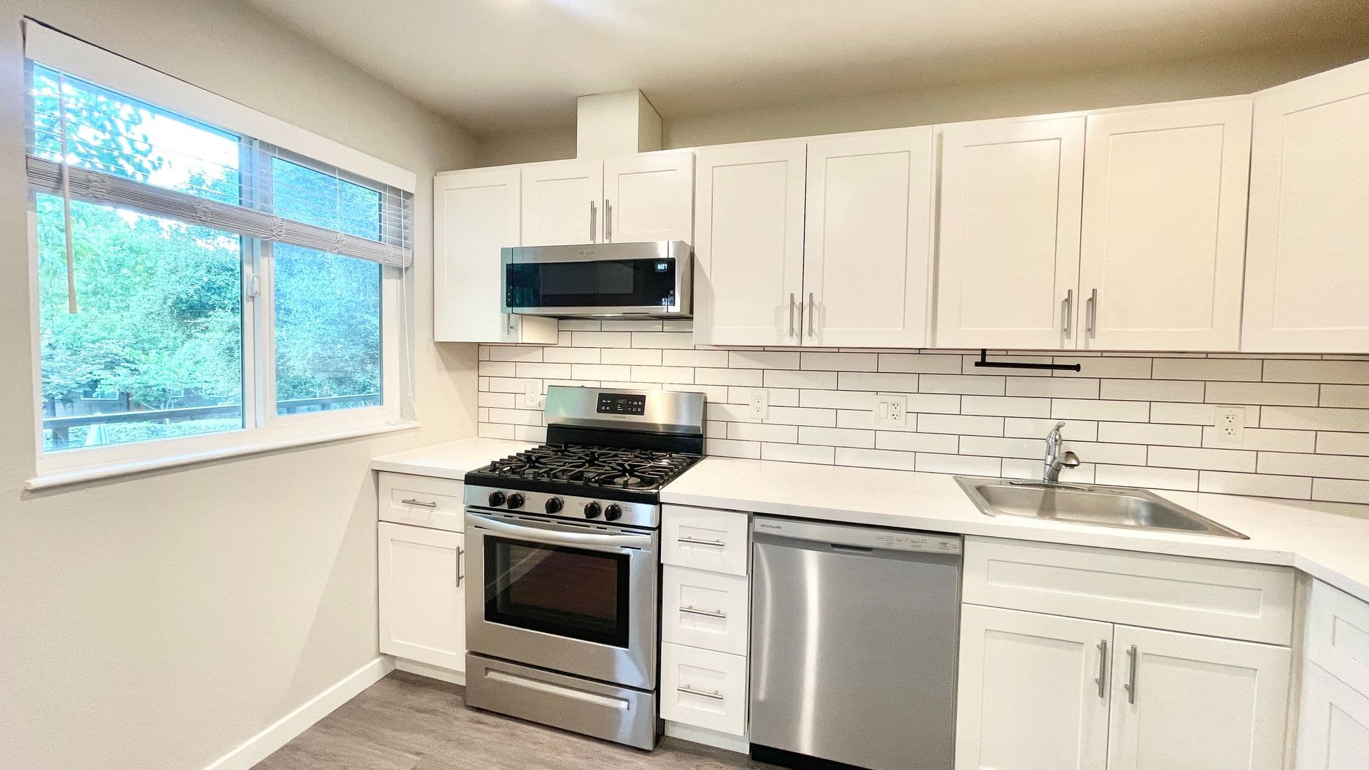 Walnut Creek Apartment: 1200 Alpine Road