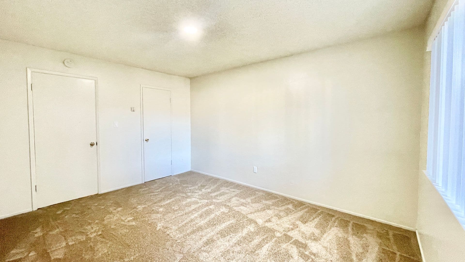 Belmont Apartment: 1240 Alameda De Las Pulgas
