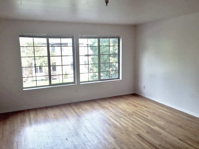 Urbana Apartment: 302 S. Cedar