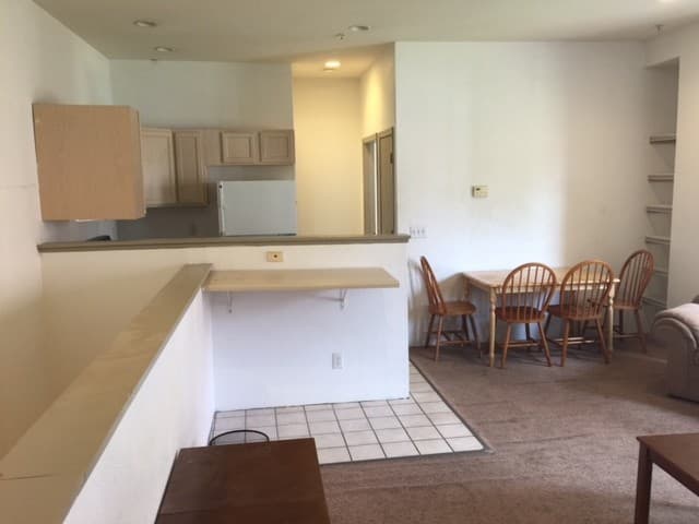 Champaign Apartment: 305 E. John St