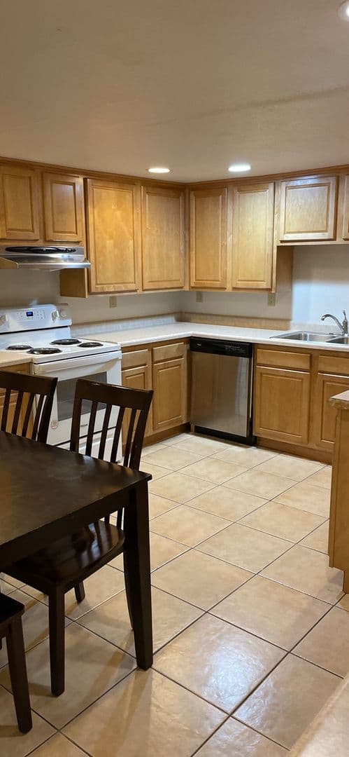 Champaign Apartment: 107 S. Wright