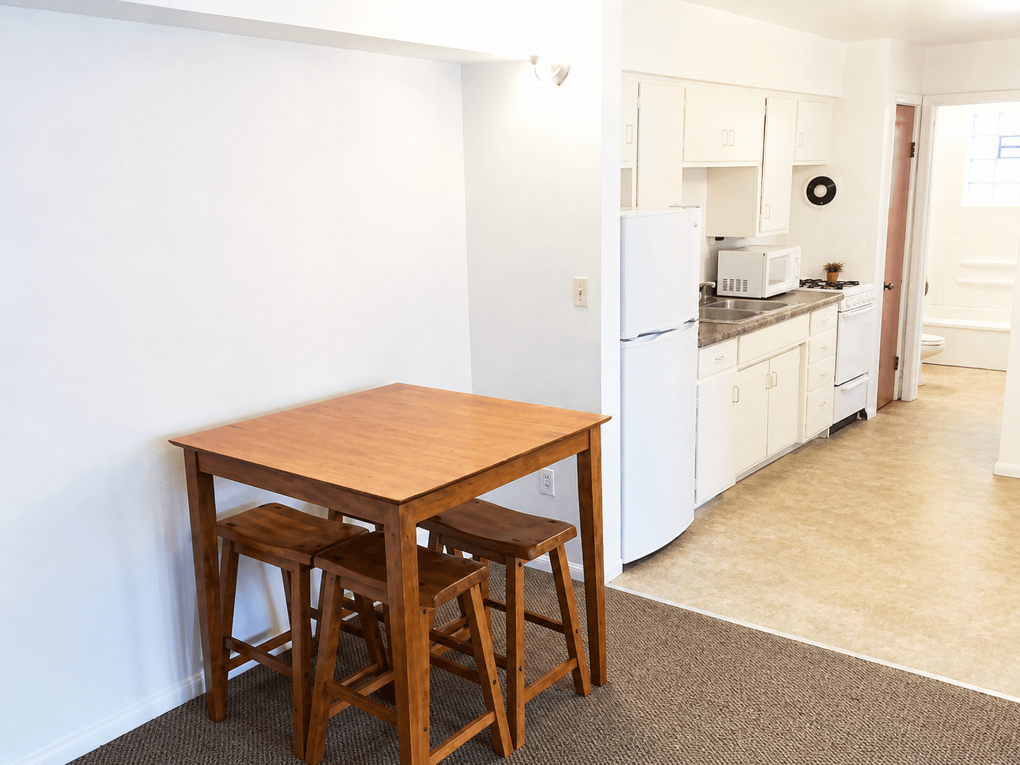 Champaign Apartment: 1010 S First St