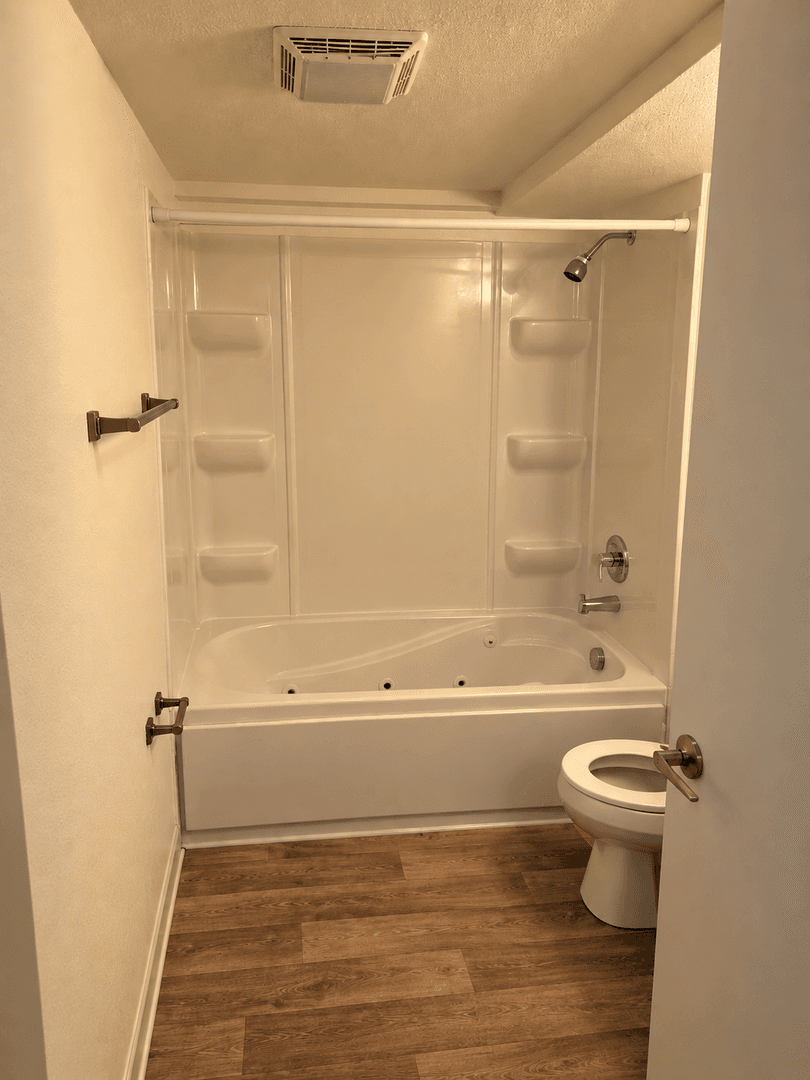 Champaign Apartment: 59 E. John St
