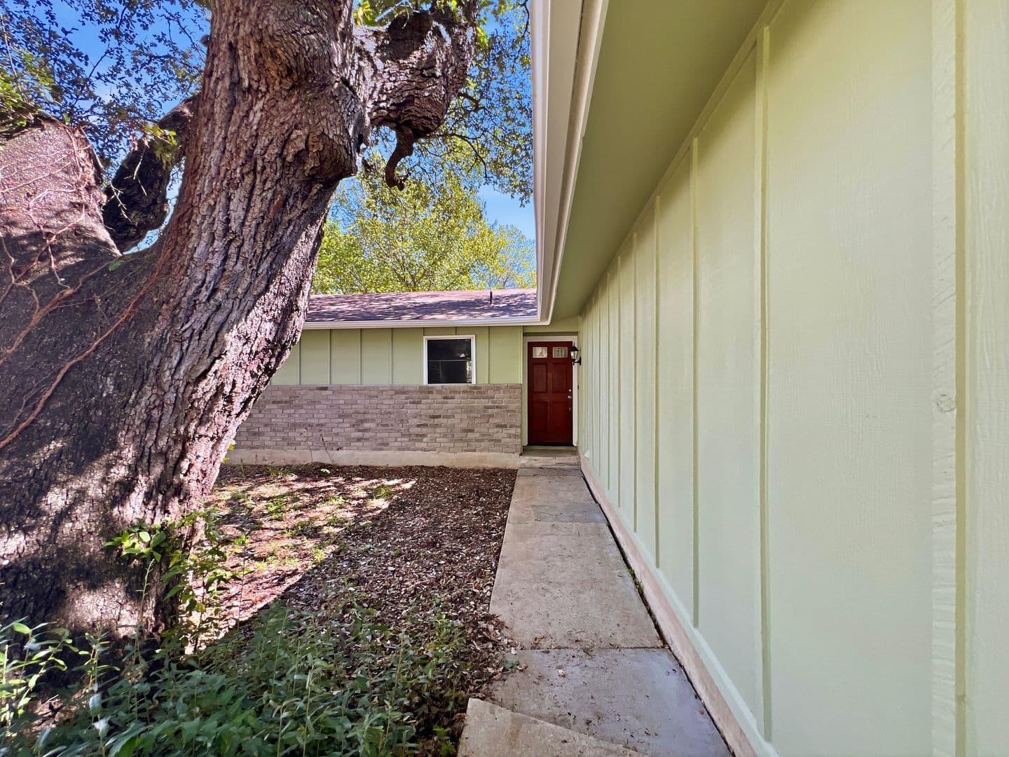 Austin House: 5201 Hedgewood Drive