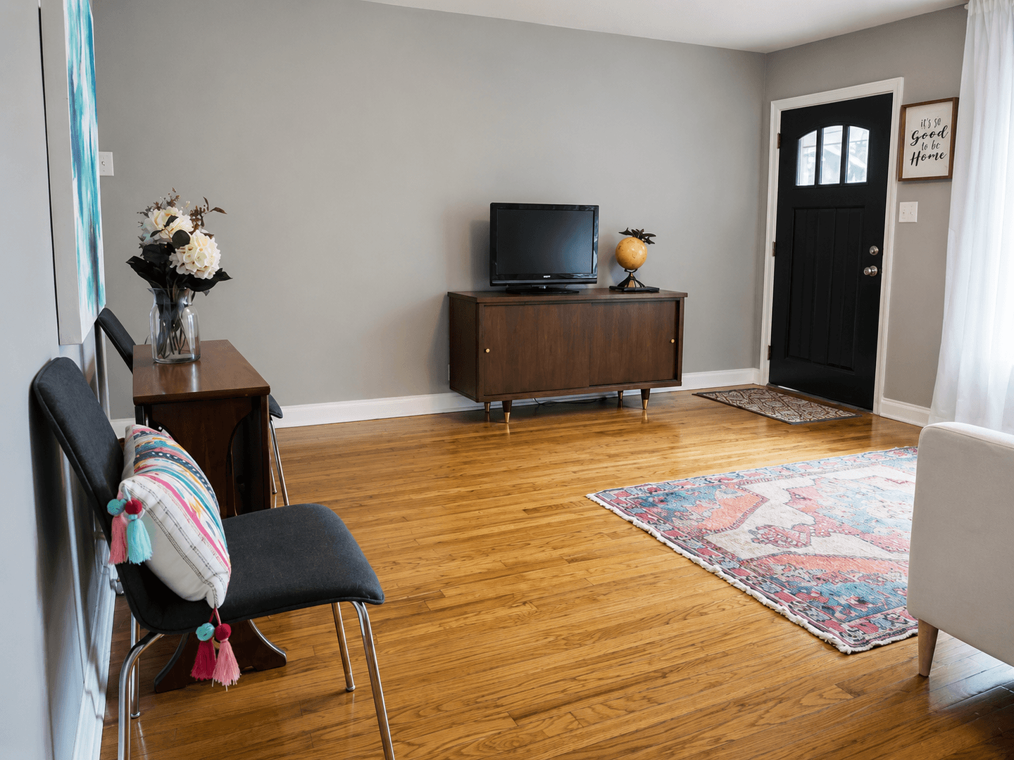 Austin House: 907 E 56th Street