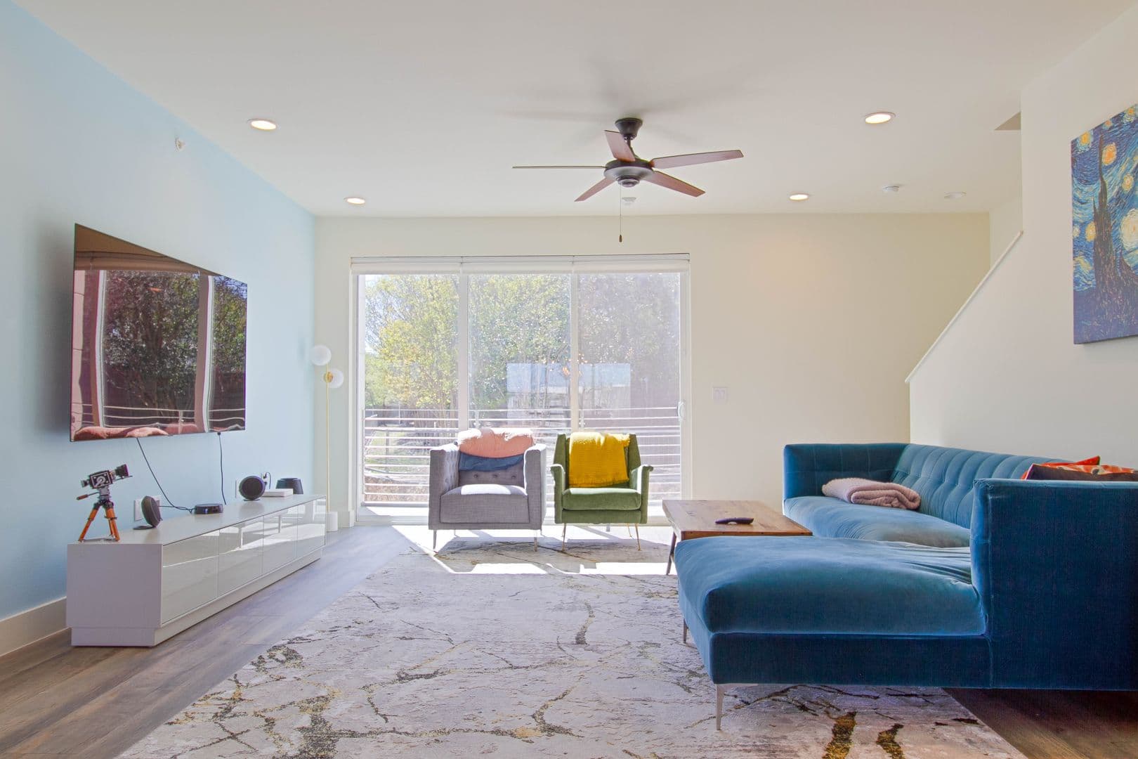 AUSTIN House: 604 N BLUFF DR