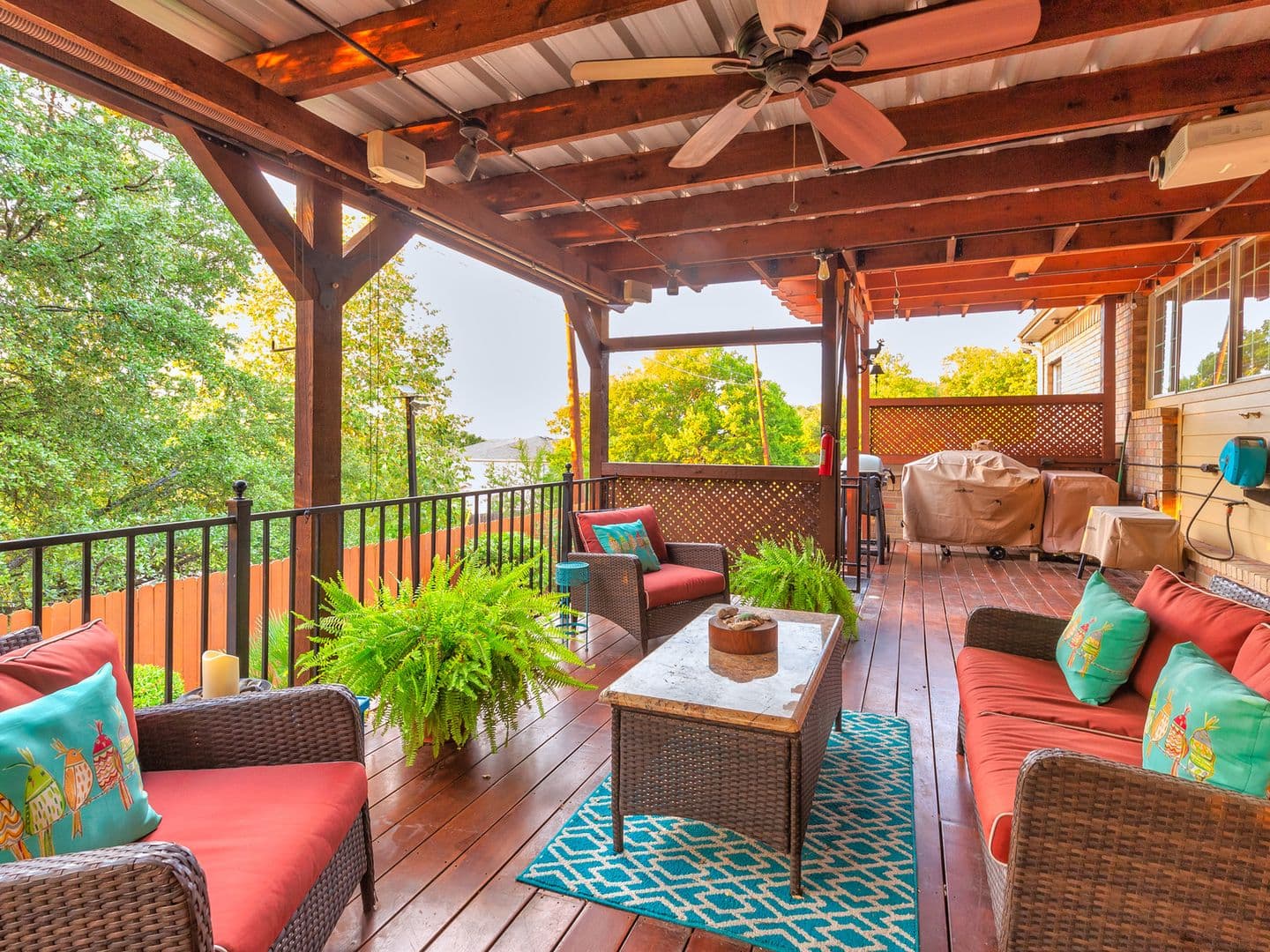 Round Rock House: 1900 Red Rock Dr