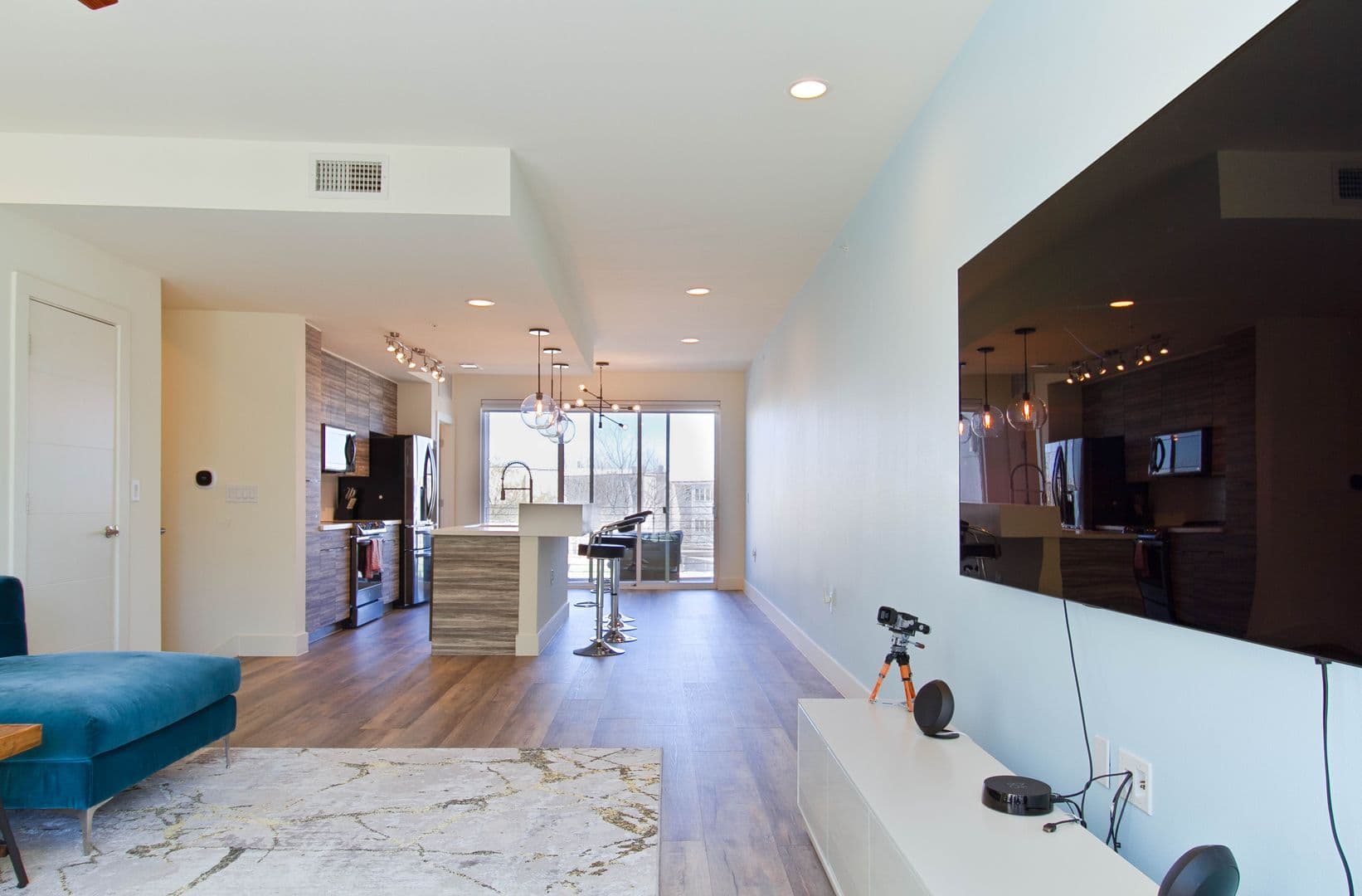 AUSTIN House: 604 N BLUFF DR