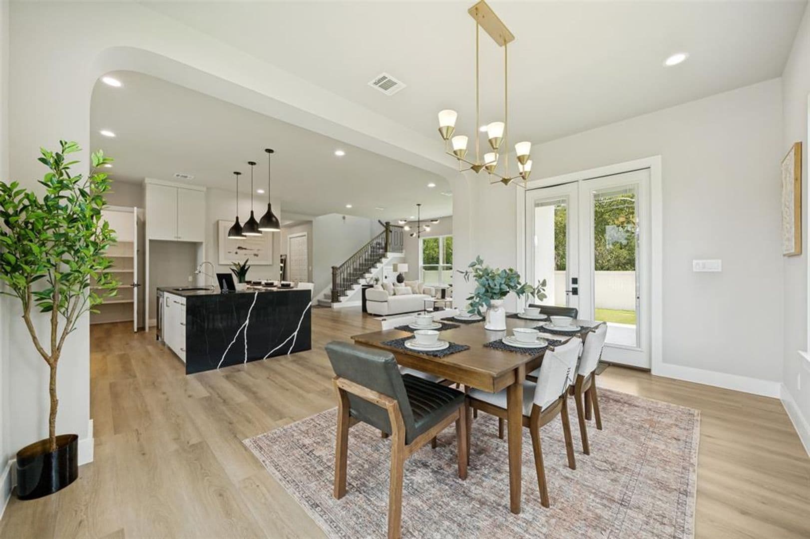 Round Rock Apartment: Friends Cv,