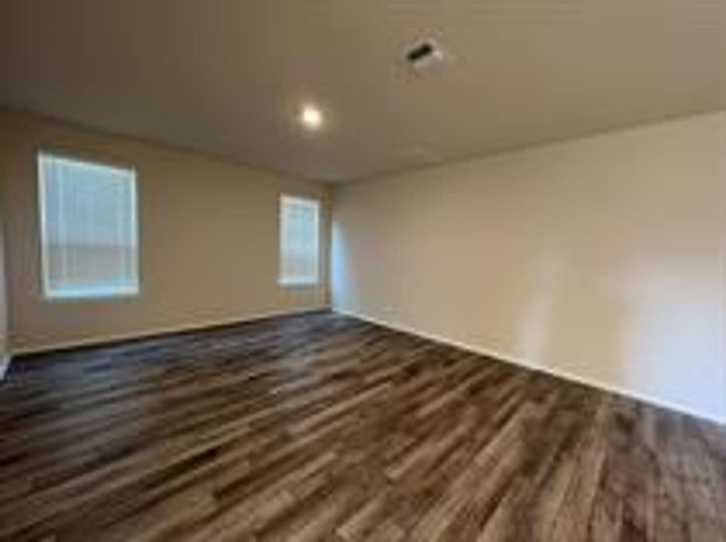 LEANDER House: 40 PACIFIC LOON ST
