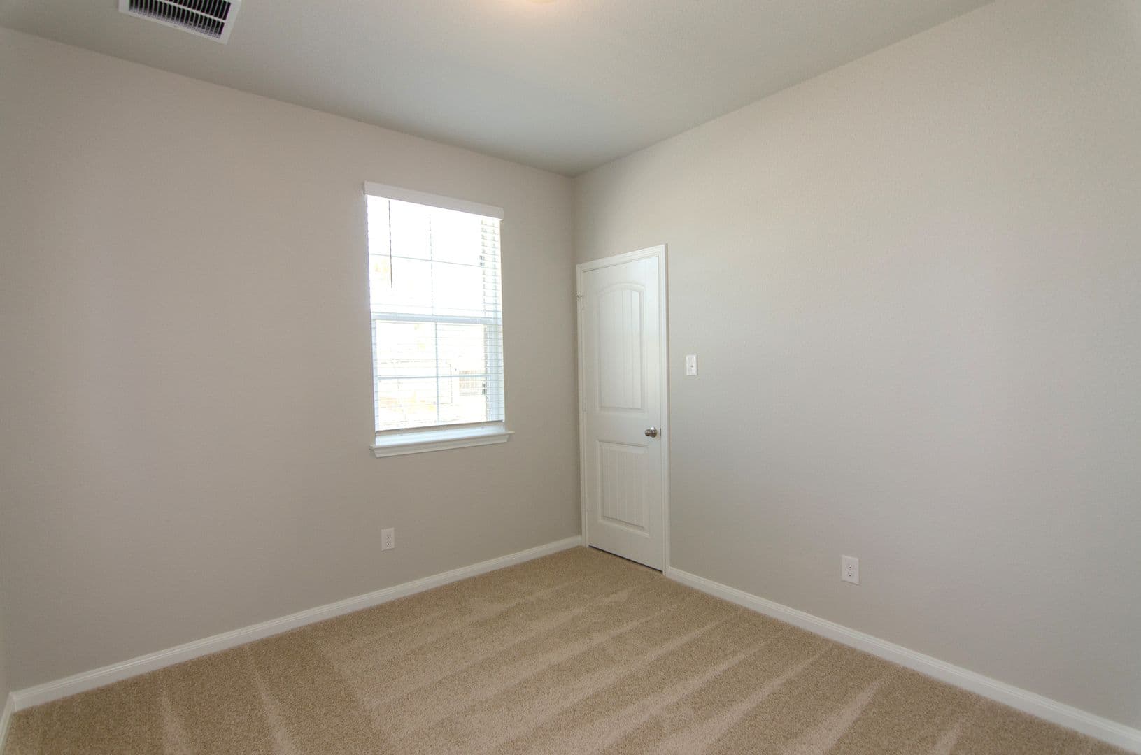 Kyle House: 262 Fall Aster Drive