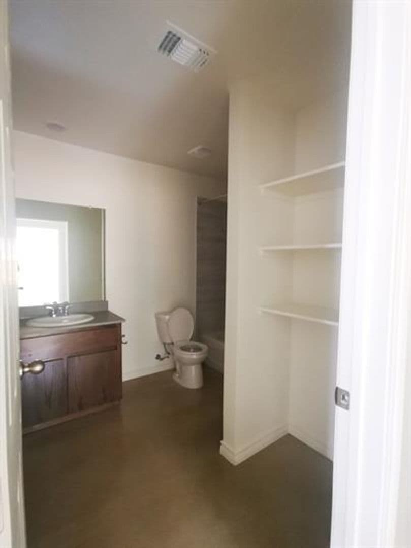 Temple Apartment: 2404 Alterman Drive