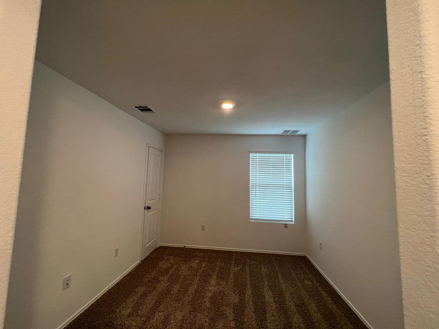 Delvalle House: 12204 Scarlet way
