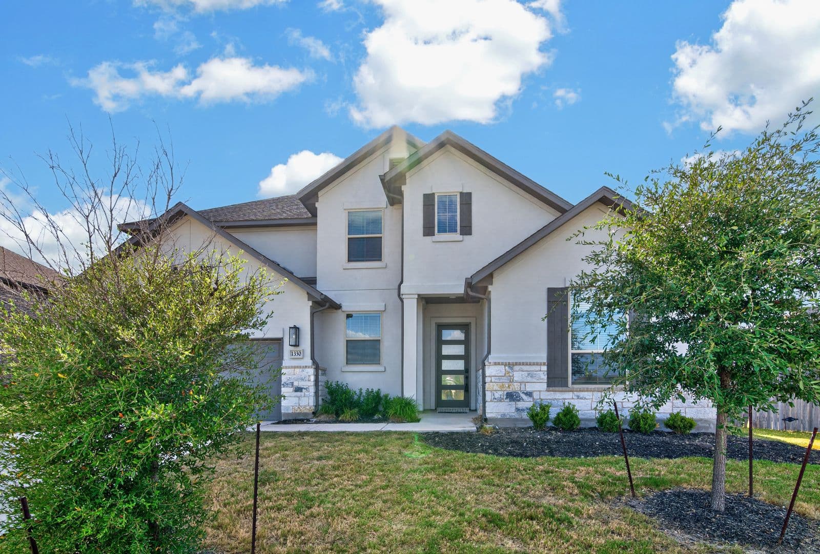 Round Rock House: 1330 Stone Manor Trail