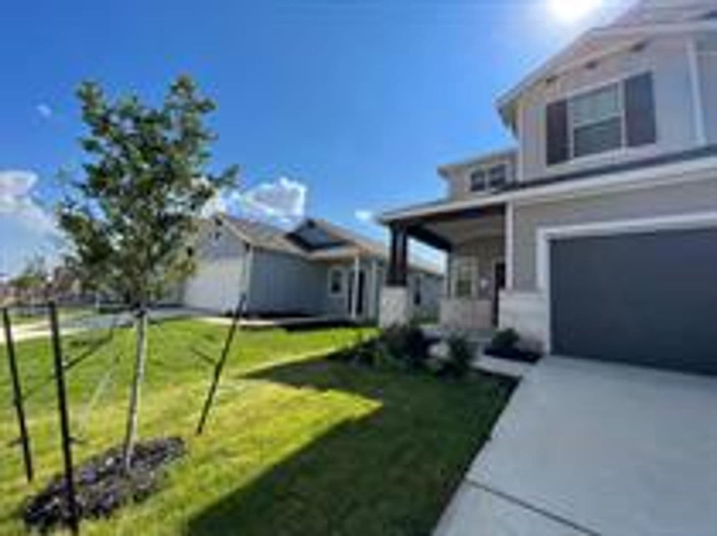 LEANDER House: 40 PACIFIC LOON ST