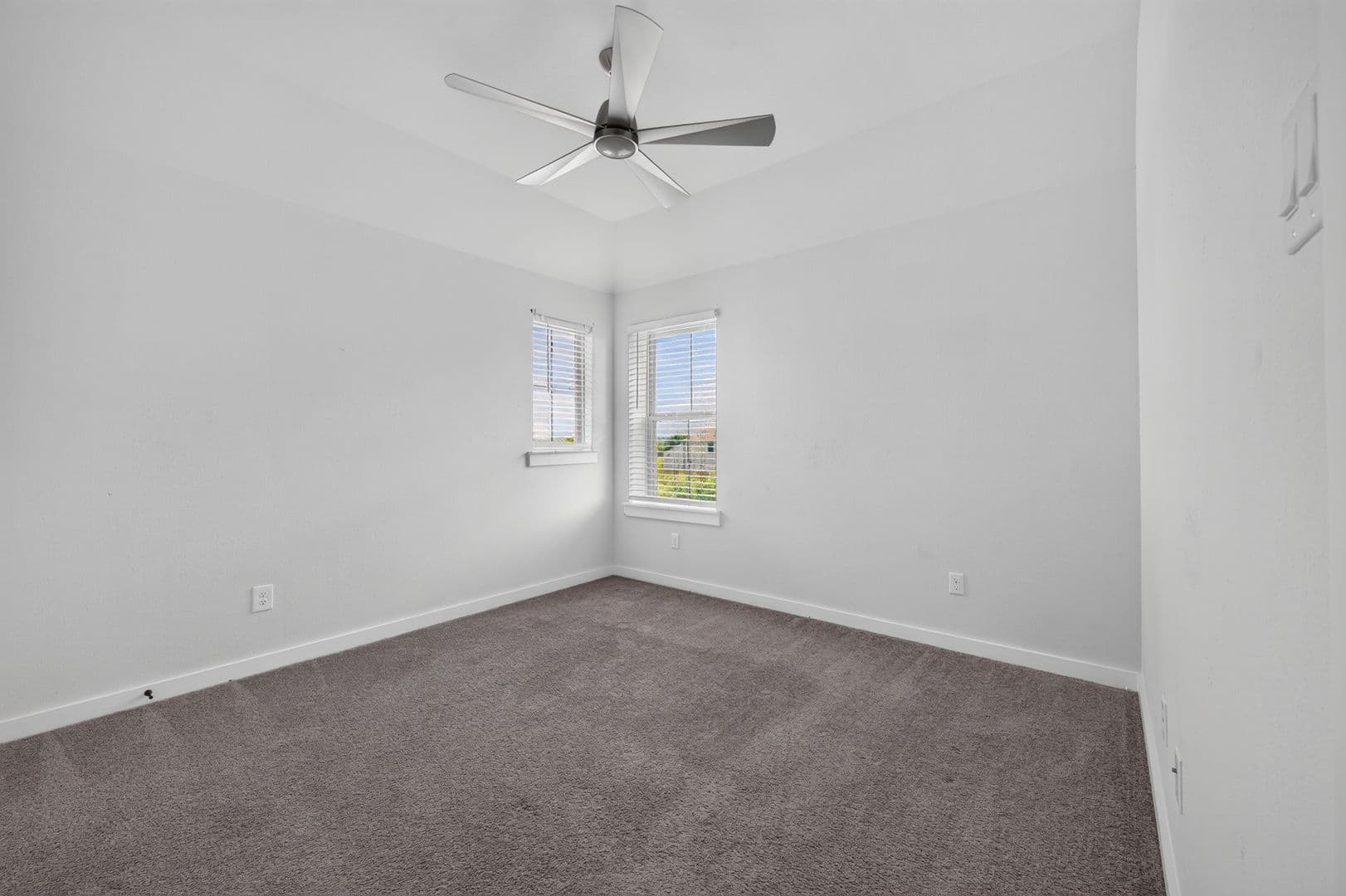 Round Rock House: 1330 Stone Manor Trail
