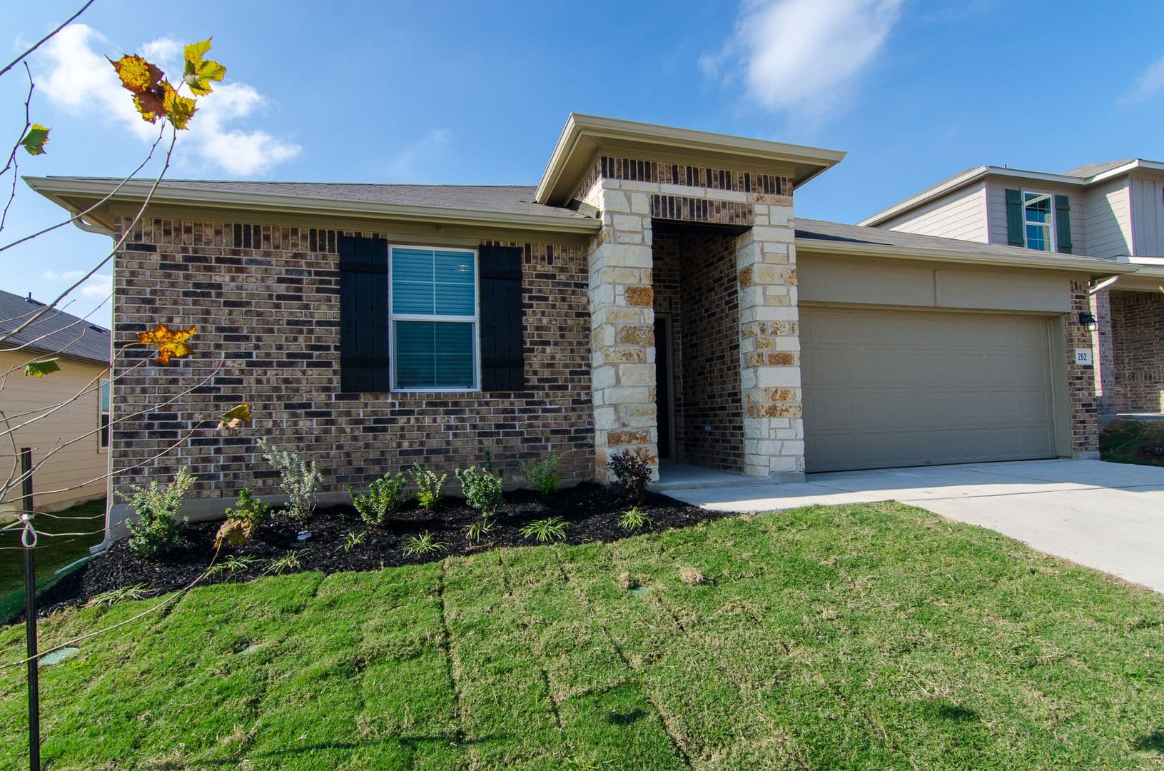 Kyle House: 262 Fall Aster Drive