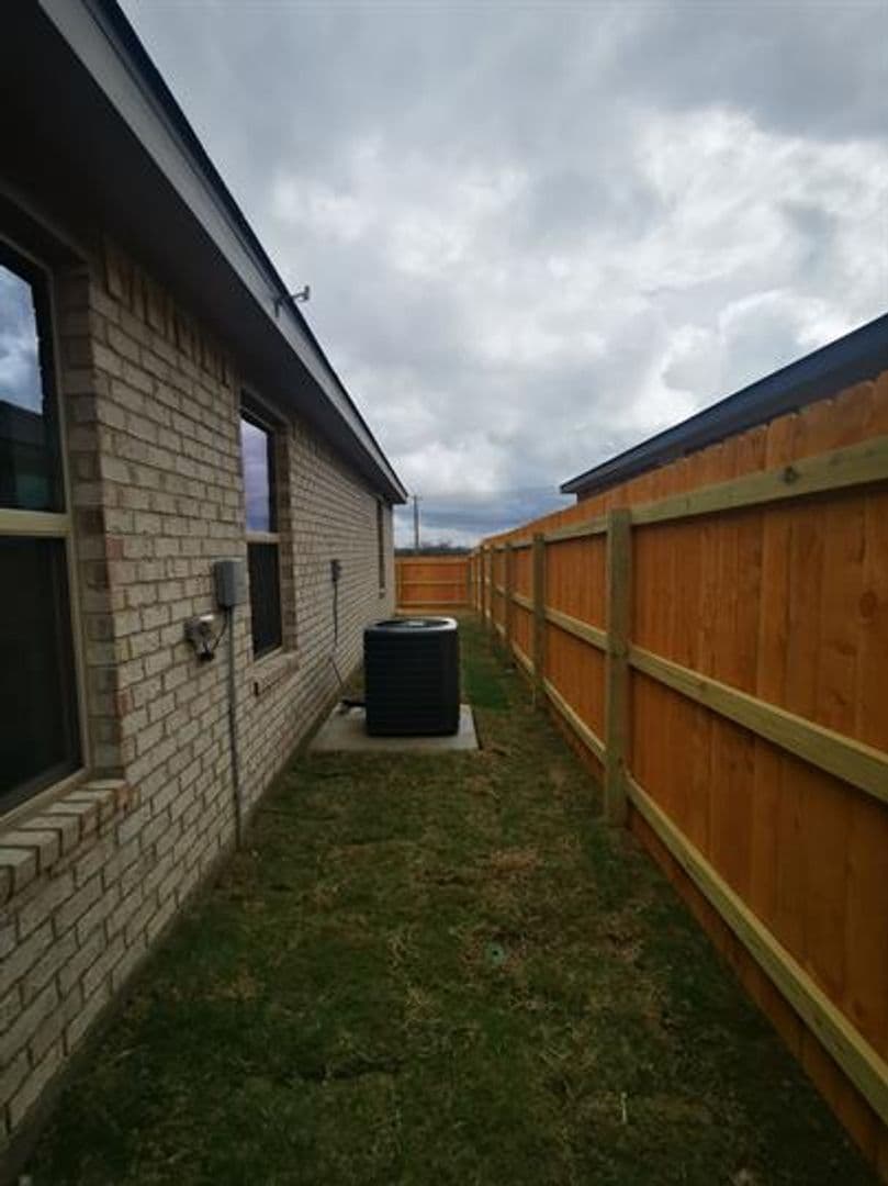 Temple Apartment: 2404 Alterman Drive