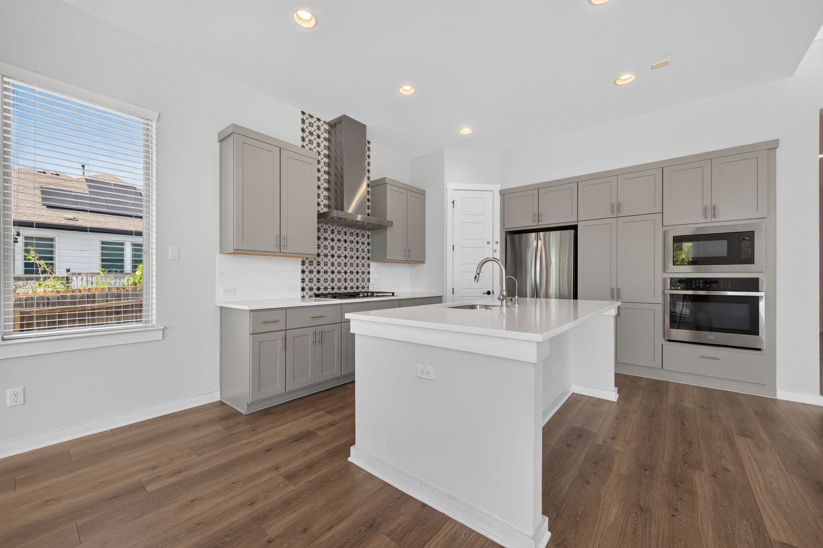 Round Rock House: 1330 Stone Manor Trail