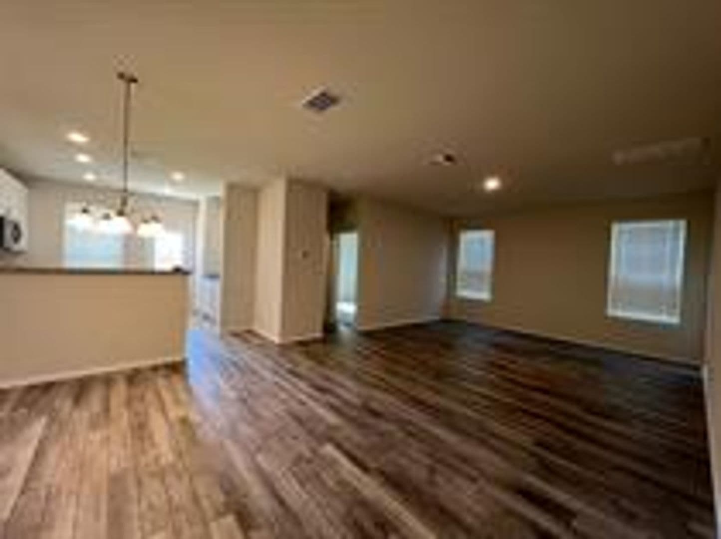 LEANDER House: 40 PACIFIC LOON ST