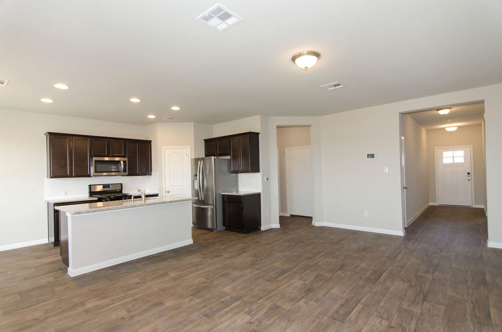 Kyle House: 262 Fall Aster Drive