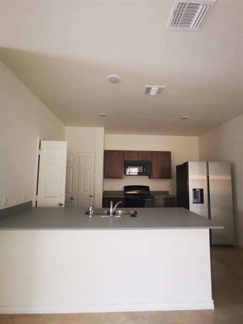 Temple Apartment: 2404 Alterman Drive