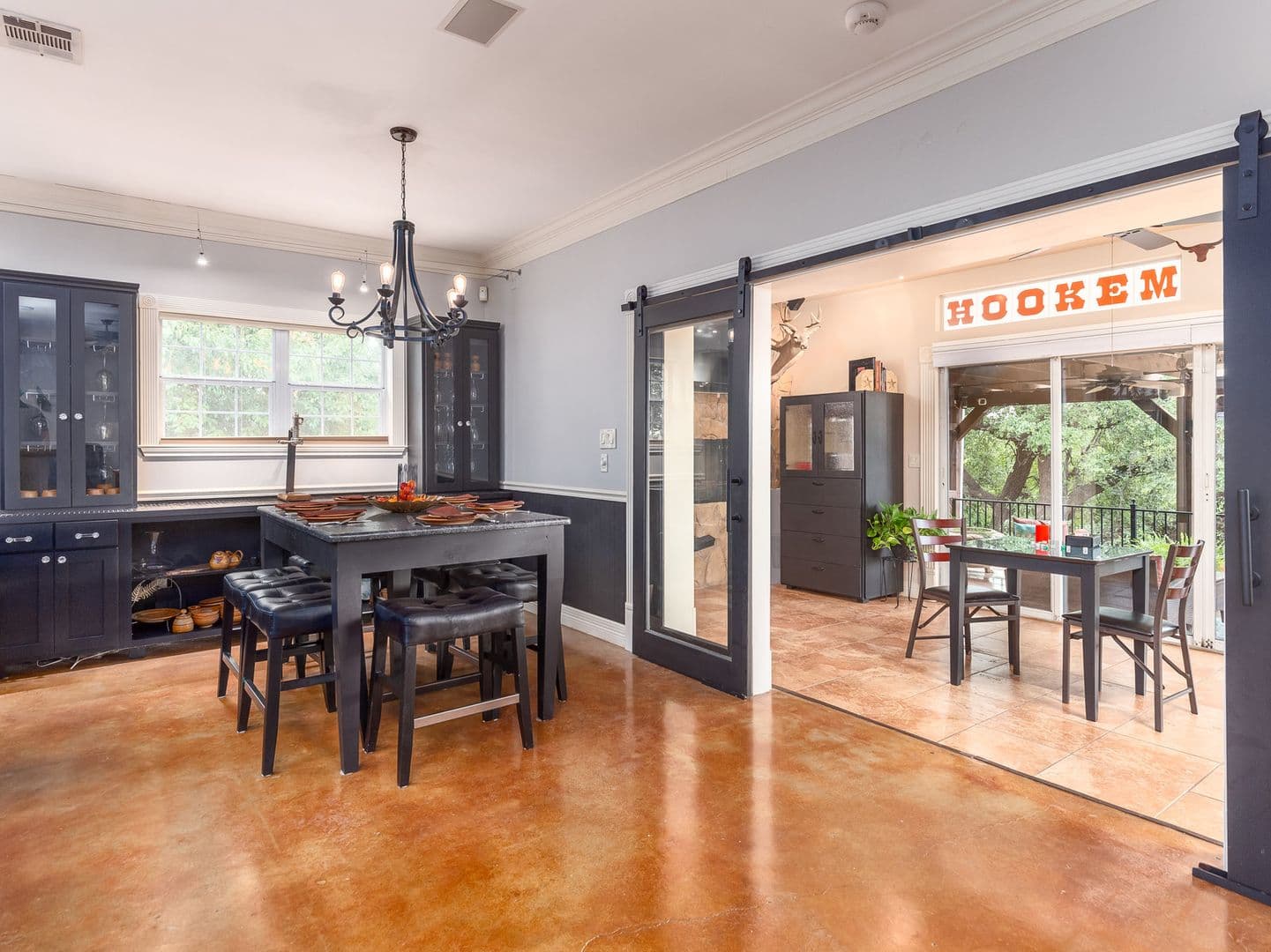 Round Rock House: 1900 Red Rock Dr