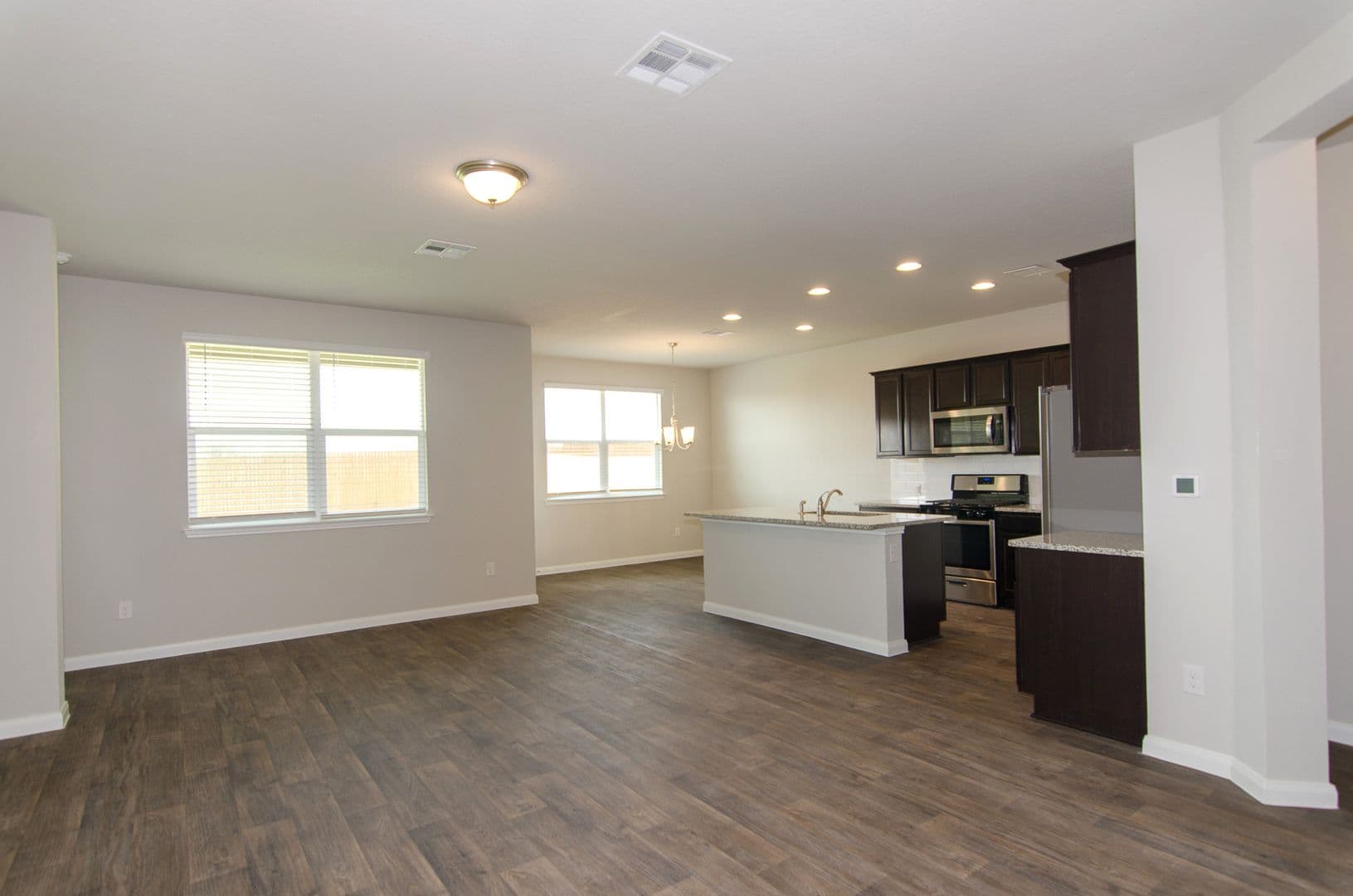 Kyle House: 262 Fall Aster Drive