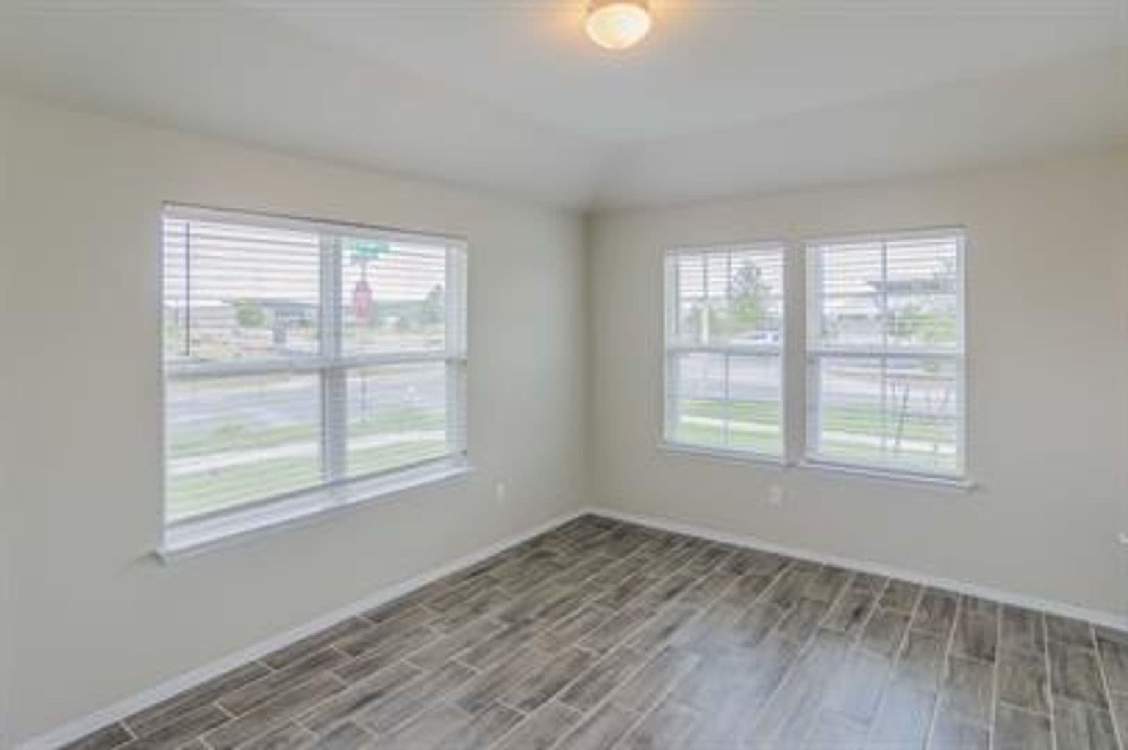 San Marcos House: 204 Rollingwood Dr
