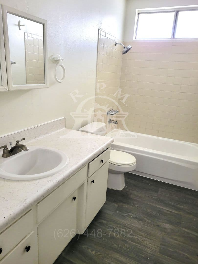 El Monte Apartment: 3142-3144 La Madera Ave