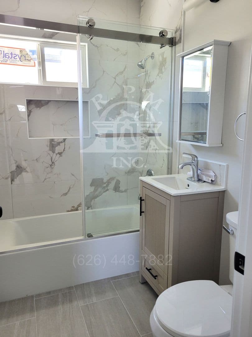 Whittier Apartment: 13872-13874 Saranac Dr