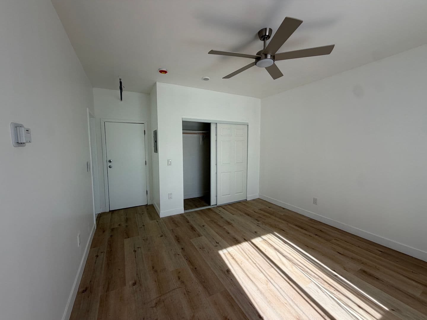 Los Angeles Apartment: 1663 W. 11th Place