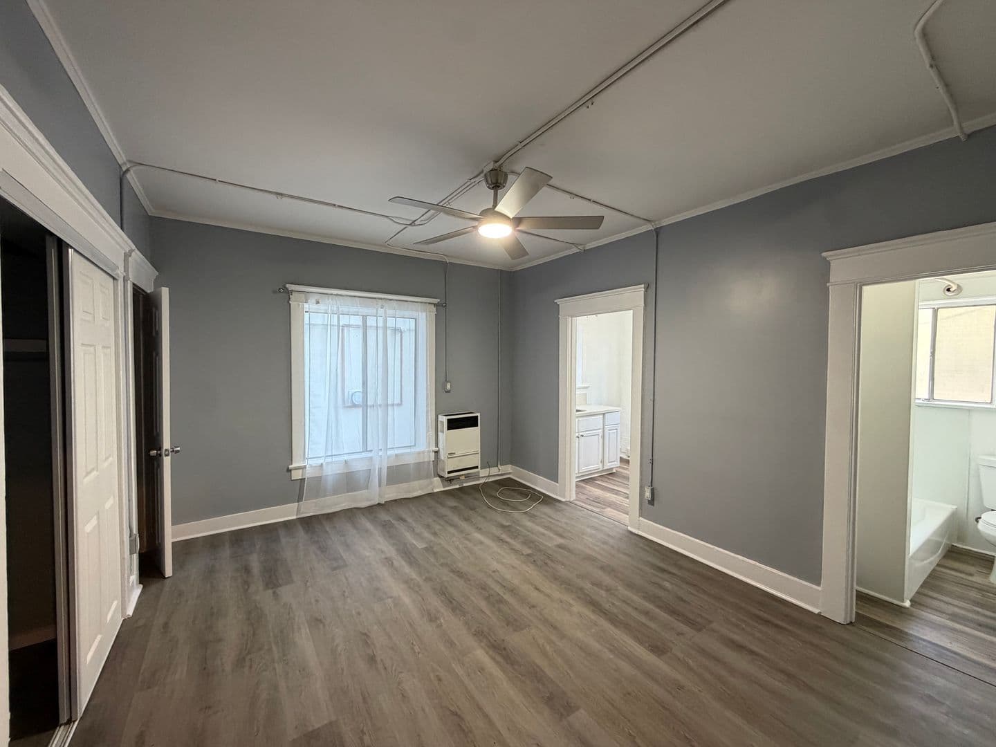 Los Angeles Apartment: 1663 W. 11th Place
