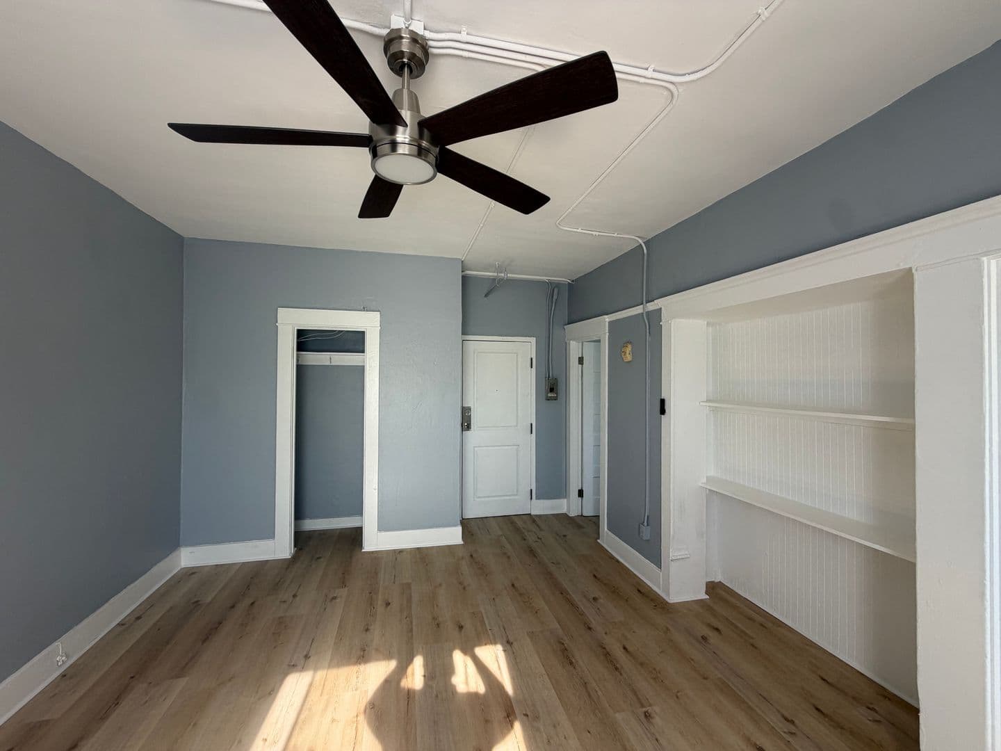 Los Angeles Apartment: 1663 W. 11th Place