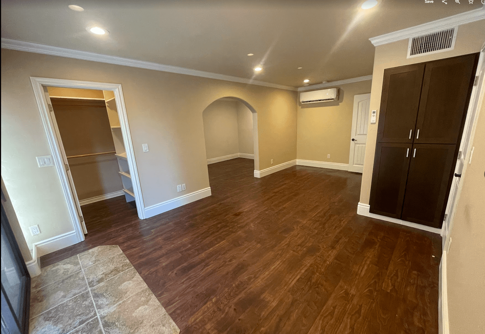 Vista House: 2355 Castlegate Lane