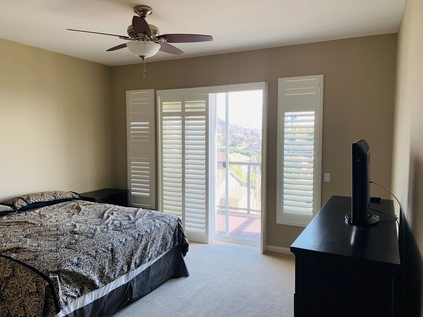 Oceanside House: 301 Mission Ave. #409