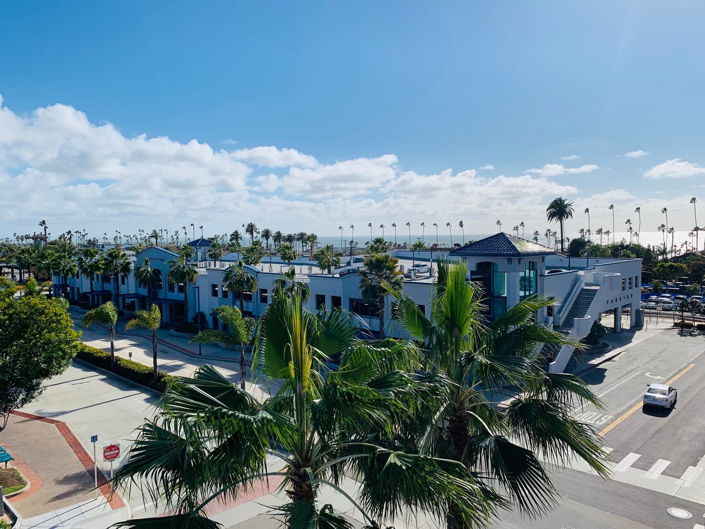 Oceanside House: 301 Mission Ave. #409