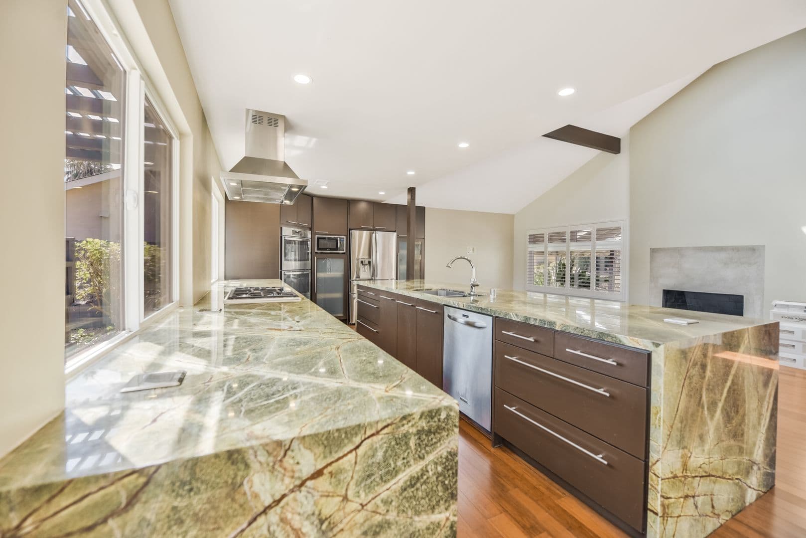 San Diego House: 15185 Andorra Way