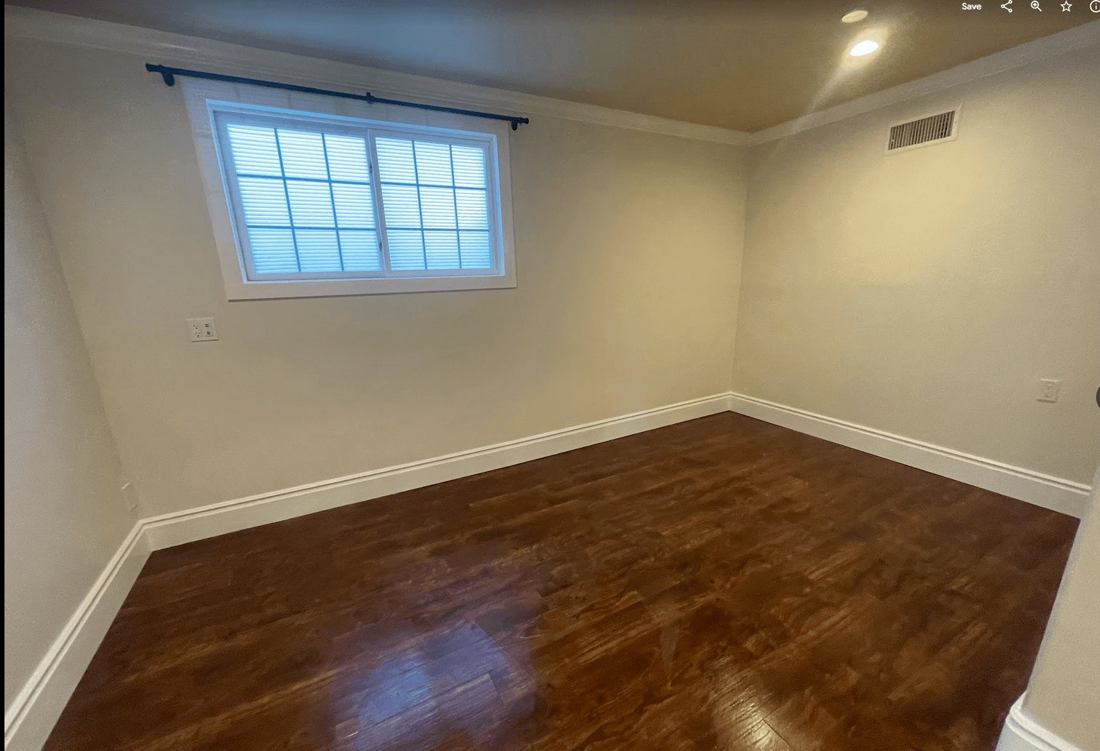 Vista House: 2355 Castlegate Lane