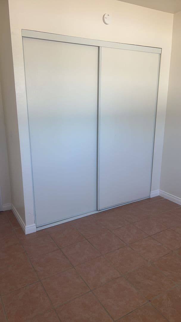 Oceanside House: 605 Flora Dr.