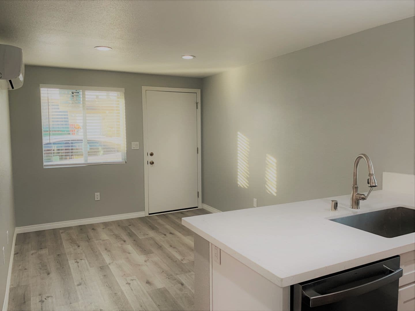 Oceanside Apartment: 1024 S. Cleveland