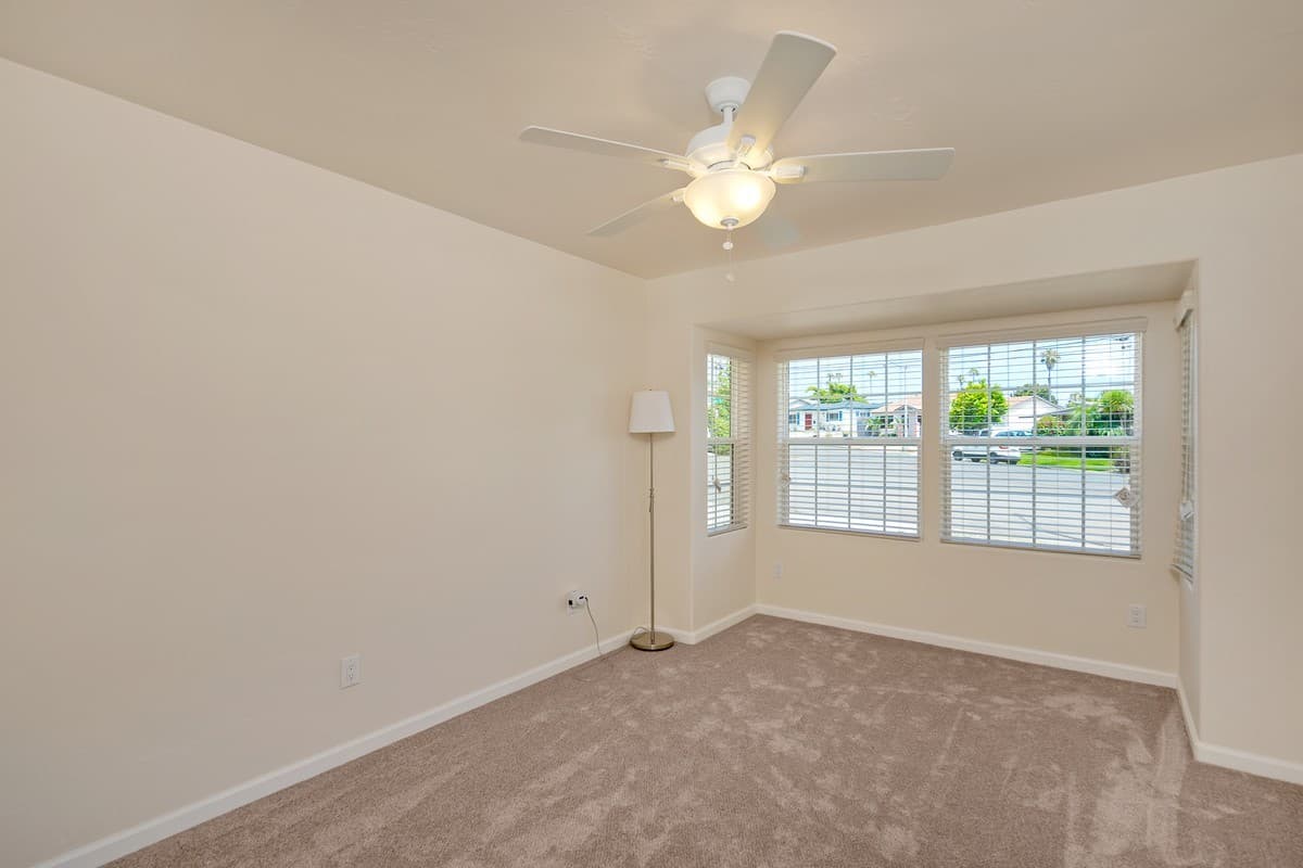 San Diego House: 3709 Oleander Drive
