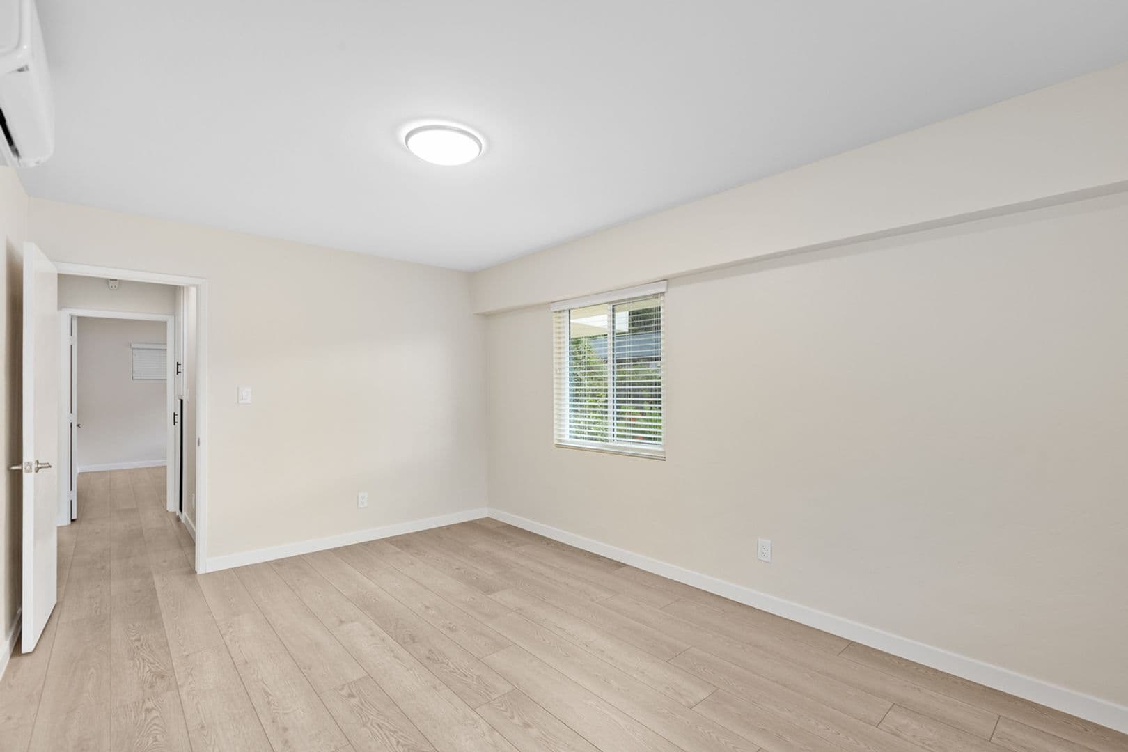 SAN DIEGO Apartment: 3525 REYNARD WAY