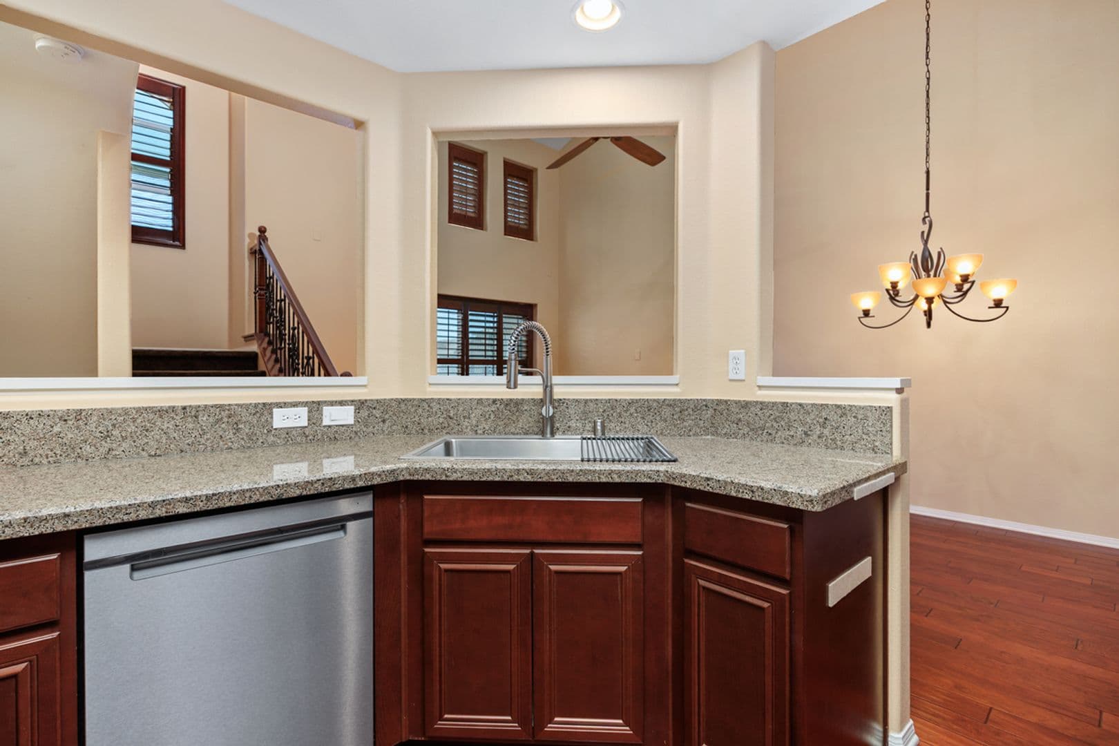 San Diego Townhome: 10410 Duxbury Ln. Unit 5
