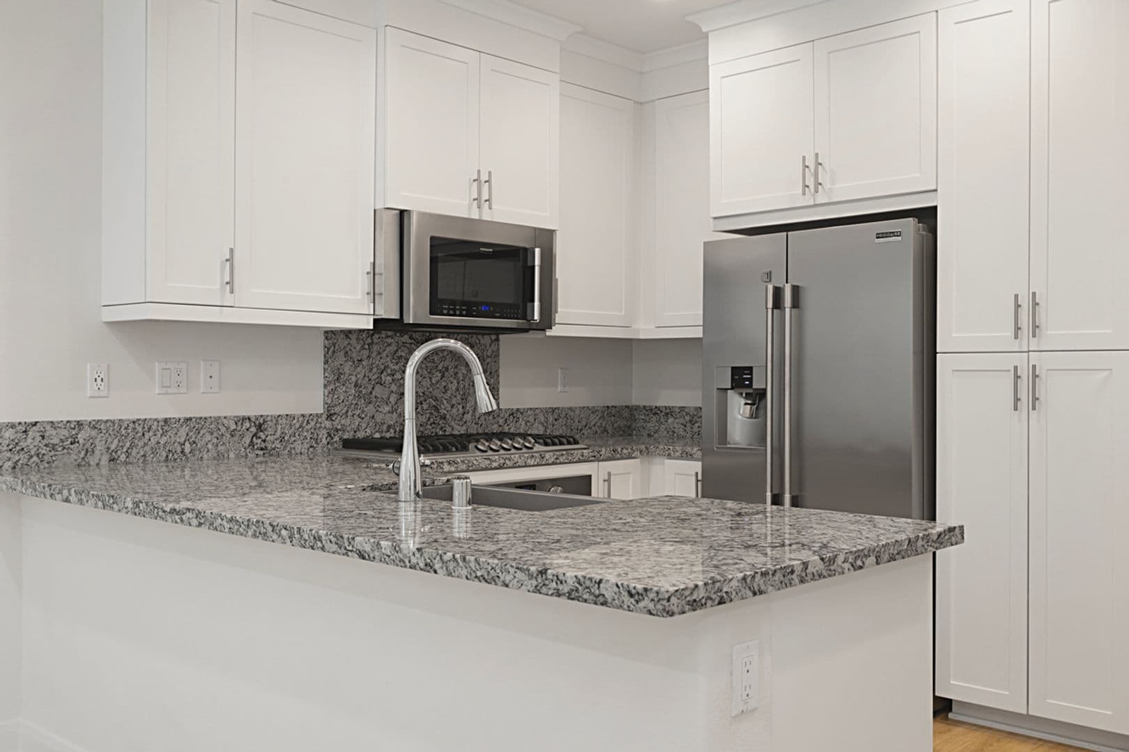 Vista Apartment: 2116 Solara Ln