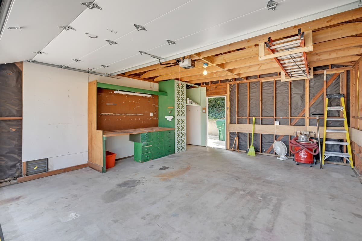 San Diego House: 3709 Oleander Drive